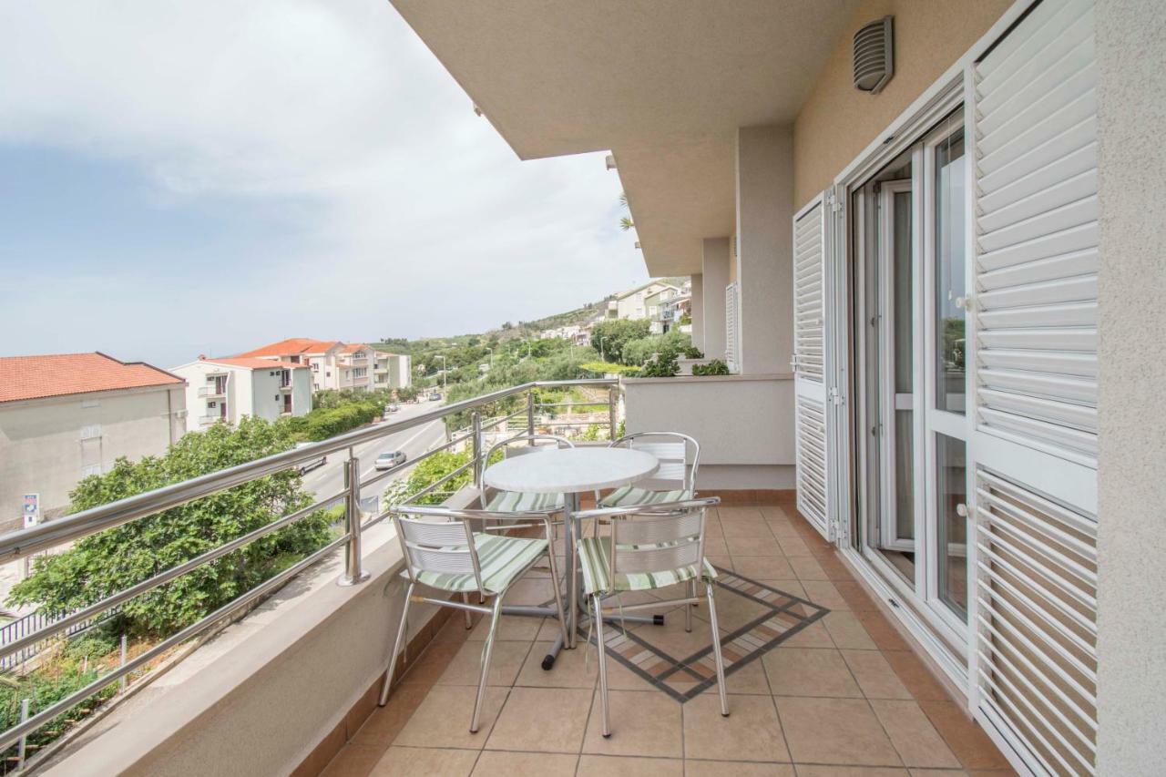 Apartments Antonio Tučepi Esterno foto
